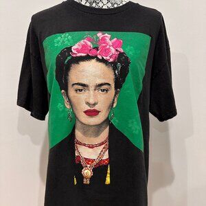 Frida Kahlo t-shirt (L)